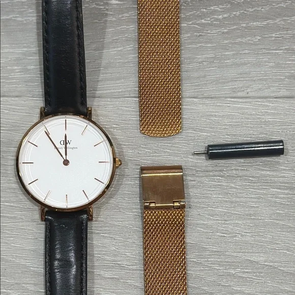 Daniel Wellington Watch - Picture 2 of 7
